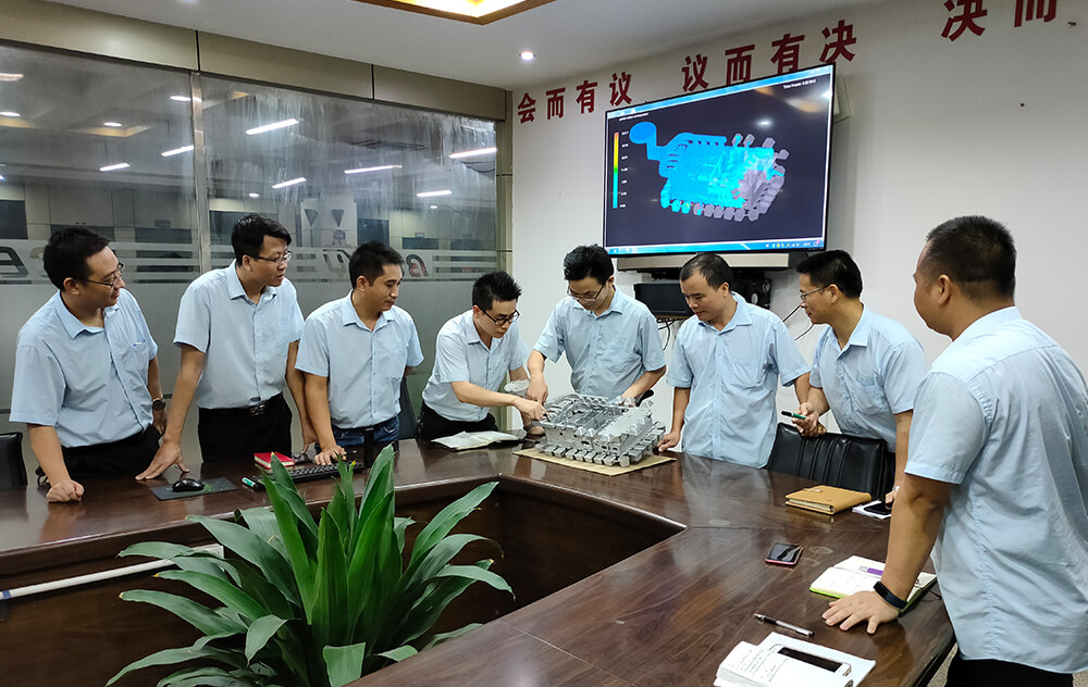 通過(guò)不斷實(shí)踐探索，完善改良設計理論與設計思維， 在壓鑄模具研發(fā)領(lǐng)域形成了強大的競爭力。