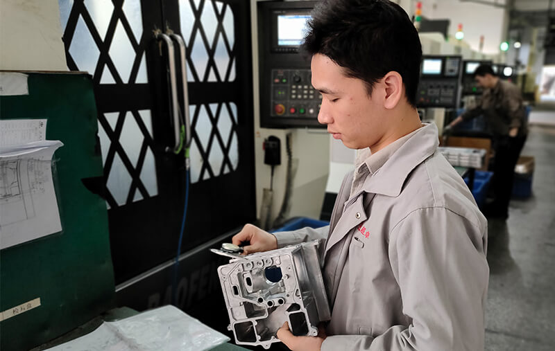 鑄件巡檢，定時(shí)送檢